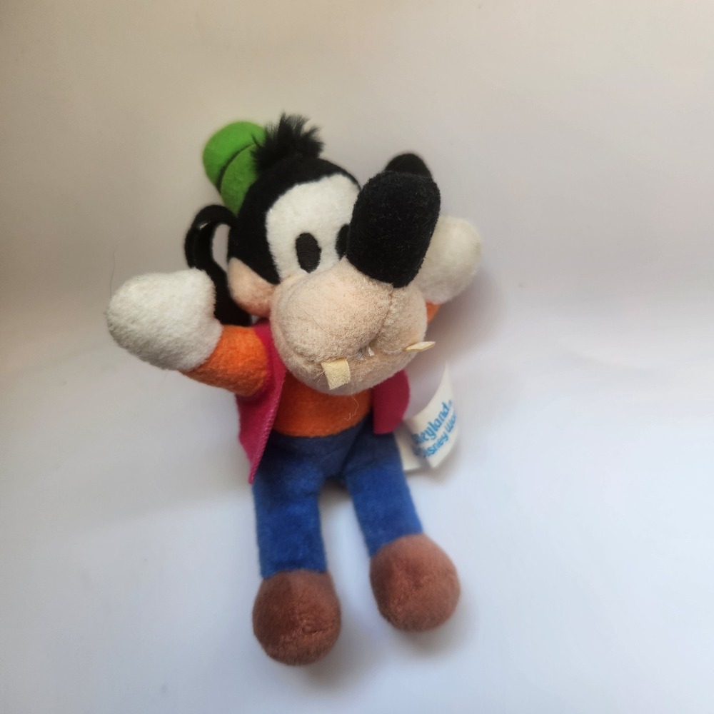 Walt Disney World Goofy‎ Plush Keychain